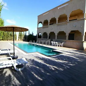 magnifique-villa-nour-avec-piscine.essaouirahotels.net/